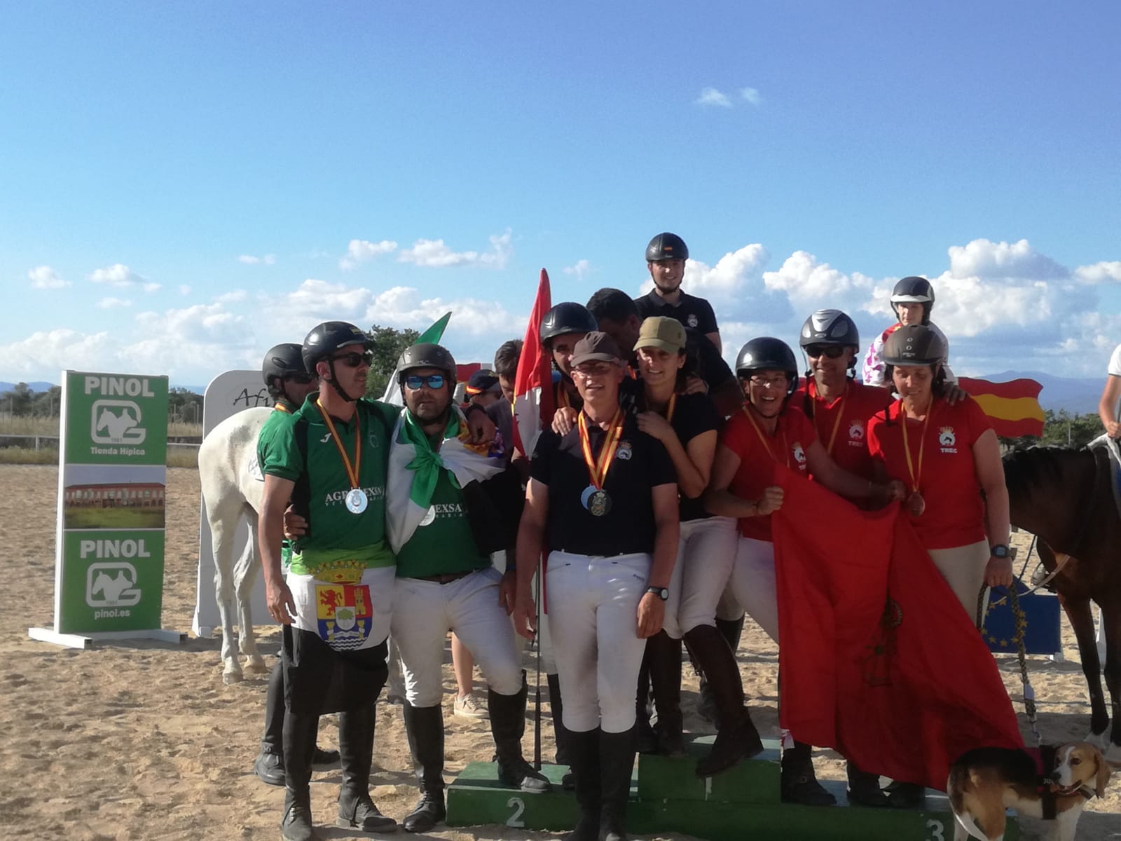 El equipo Navarro de Trec, Medalla de Bronce en el Campeonato de Espa&ntilde;a celebrado en Madrid